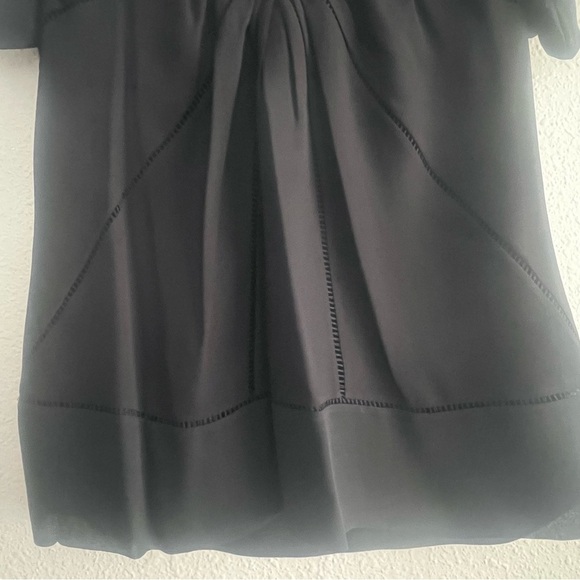 Diane Von Furstenberg %100 Silk Blouse Top Size 6 - Picture 5 of 9